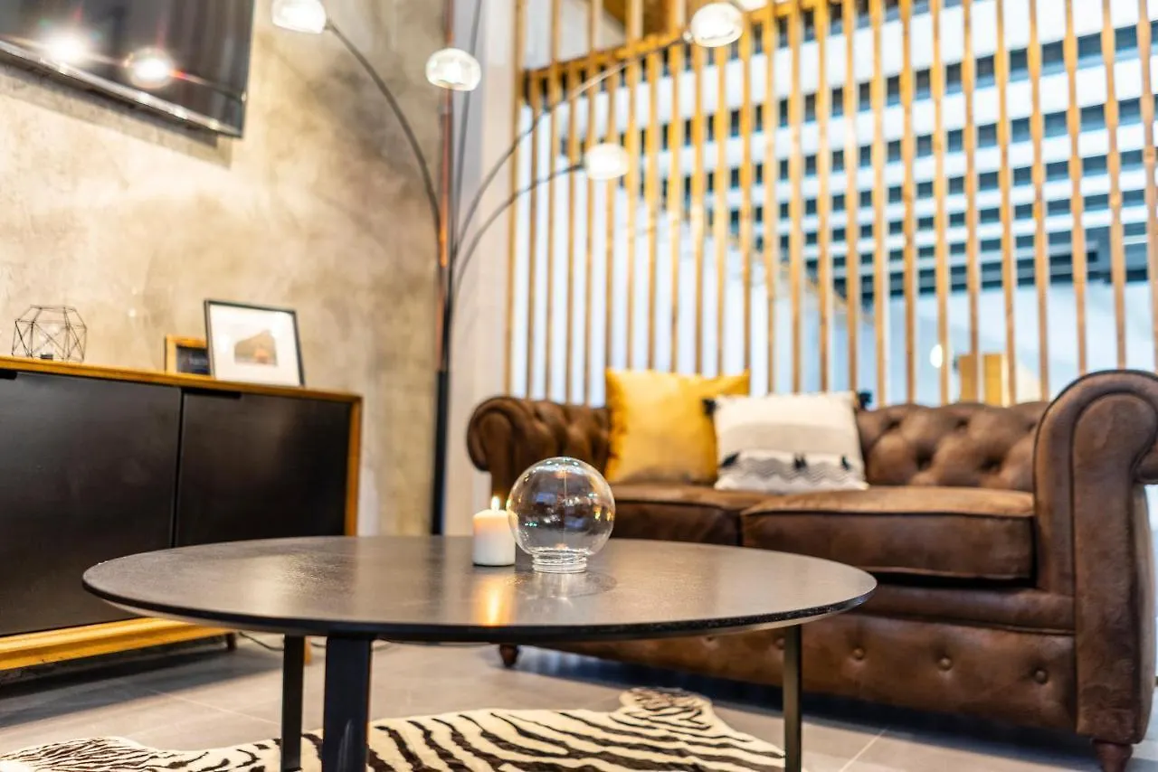 Perego Industrial Design Loft - Cenisio, Sempione Mm5 Apartment Milan 0*,  Italy